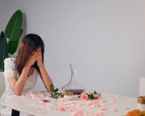 孕妇早期的坚果:避免过量摄入、健康零食推荐、个人口味选择、正确存放和食